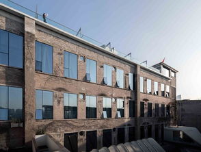 山城记忆与新潮艺术 重庆江边旧厂改造的爱情主题精品酒店